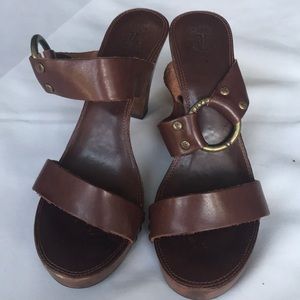 8.5 Frye Brown High Heel Sandals 👡